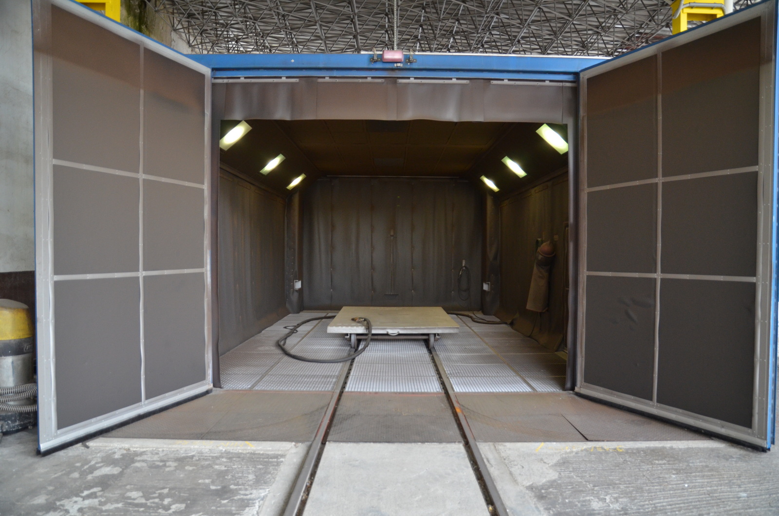 Otryskávací box OTECO – pohľad 2